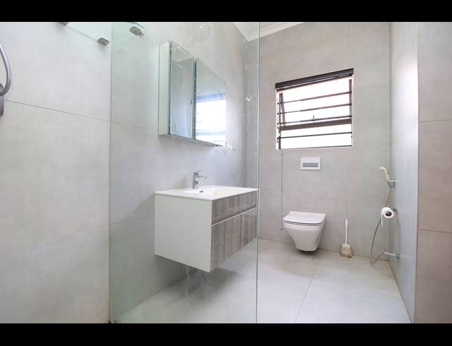 4 BEDROOM HOUSE FOR SALE IN CYRILDENE